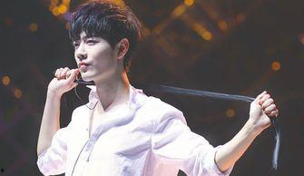 肖战电视剧最新爆料,神秘身世引热议,情感纠葛再掀高潮 第3张 肖战电视剧最新爆料,神秘身世引热议,情感纠葛再掀高潮 第3张